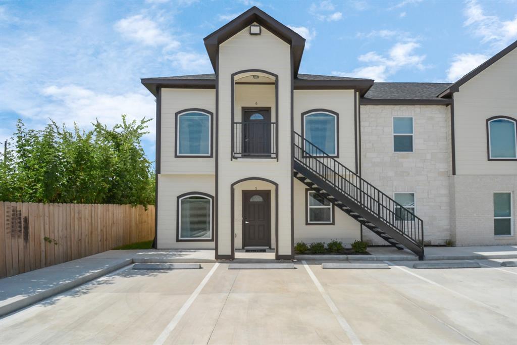 Front entrance Primary Photo Apartments for rent in Houston, Luxury Apartments, Private entrance, 2 story